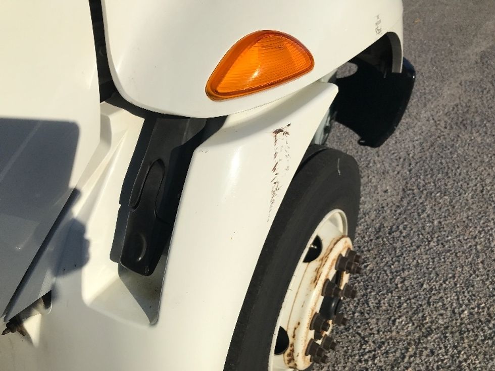 Cab and Chassis Truck-Light and Medium Duty Trucks-International-2019-4300LP-Prince George-VA-229,802\n\t\tmiles-$ 24,000 - Image 23