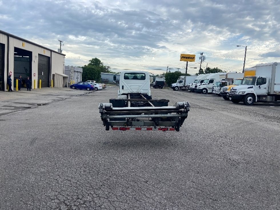 Cab and Chassis Truck-Light and Medium Duty Trucks-International-2019-MV607-Nashville (Mount Juliet)-TN-255,533\n\t\tmiles-$ 27,750 - Image 7