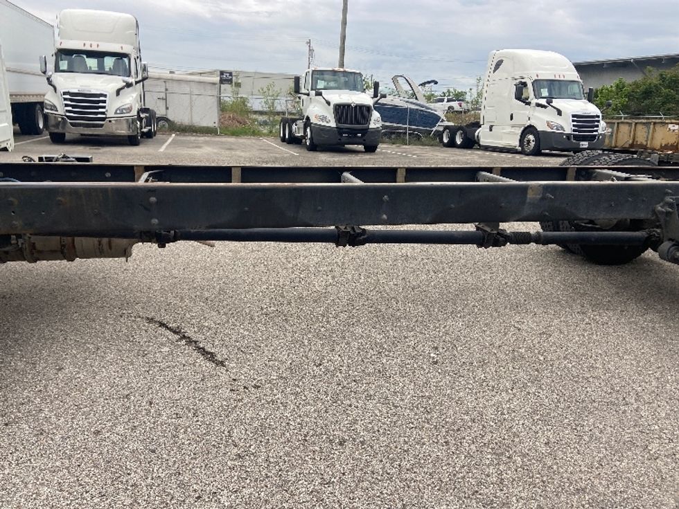 Cab and Chassis Truck-Light and Medium Duty Trucks-International-2019-MV607-Nashville (Mount Juliet)-TN-255,533\n\t\tmiles-$ 27,750 - Image 5
