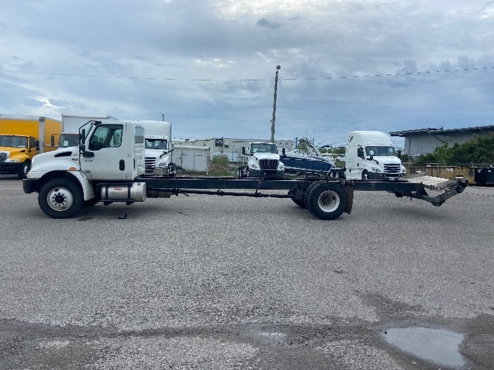 Cab and Chassis Truck-Light and Medium Duty Trucks-International-2019-MV607-Nashville (Mount Juliet)-TN-255,533\n\t\tmiles-$ 27,750 - Image 4