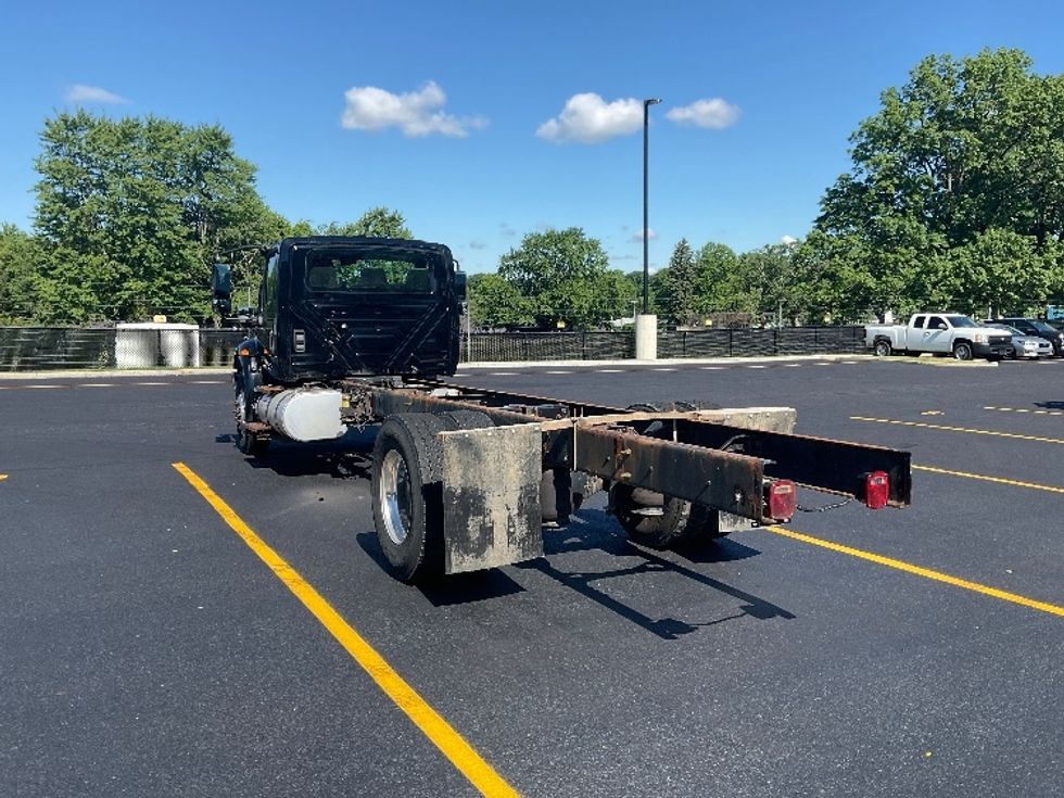 Cab and Chassis Truck-Light and Medium Duty Trucks-International-2020-MV607-Akron-OH-241,008\n\t\tmiles-$ 30,500 - Image 5