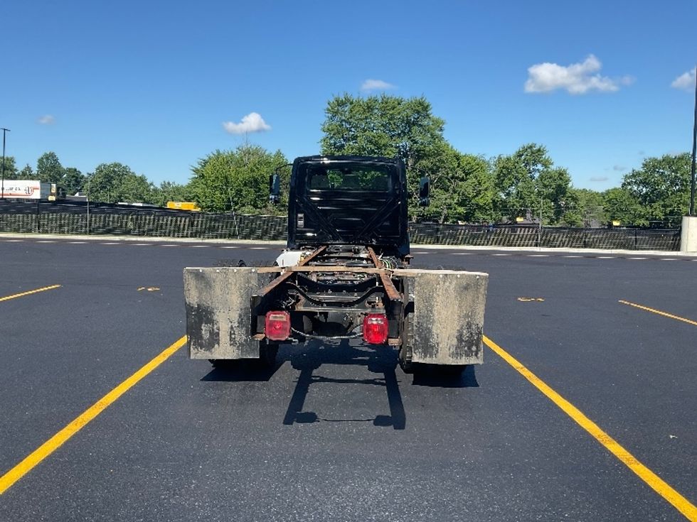 Cab and Chassis Truck-Light and Medium Duty Trucks-International-2020-MV607-Akron-OH-241,008\n\t\tmiles-$ 30,500 - Image 6