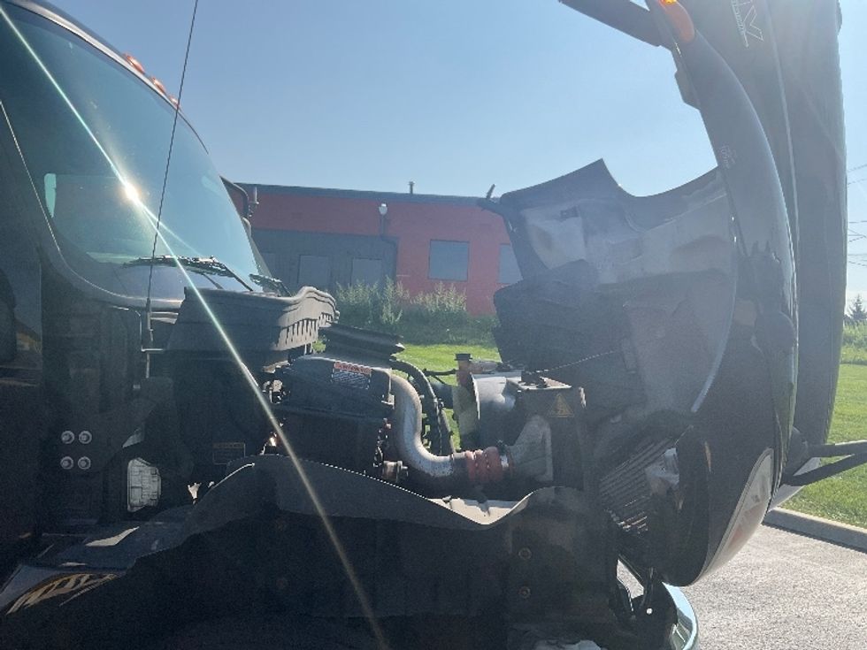 Cab and Chassis Truck-Light and Medium Duty Trucks-International-2020-MV607-Akron-OH-245,340\n\t\tmiles-$ 30,750 - Image 19