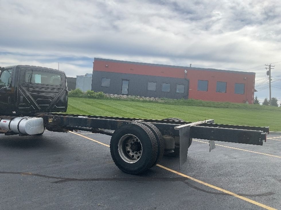 Cab and Chassis Truck-Light and Medium Duty Trucks-International-2020-MV607-Akron-OH-248,074\n\t\tmiles-$ 28,500 - Image 11