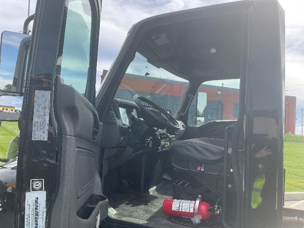 Cab and Chassis Truck-Light and Medium Duty Trucks-International-2020-MV607-Akron-OH-248,074\n\t\tmiles-$ 28,500 - Image 15