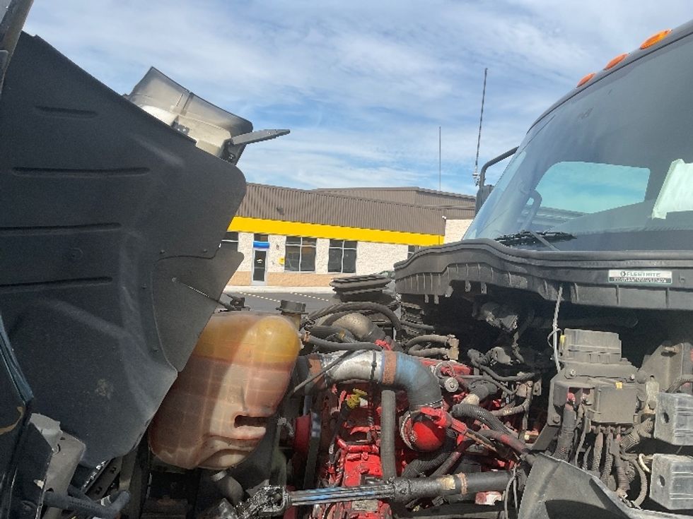 Cab and Chassis Truck-Light and Medium Duty Trucks-International-2020-MV607-Akron-OH-248,074\n\t\tmiles-$ 28,500 - Image 23