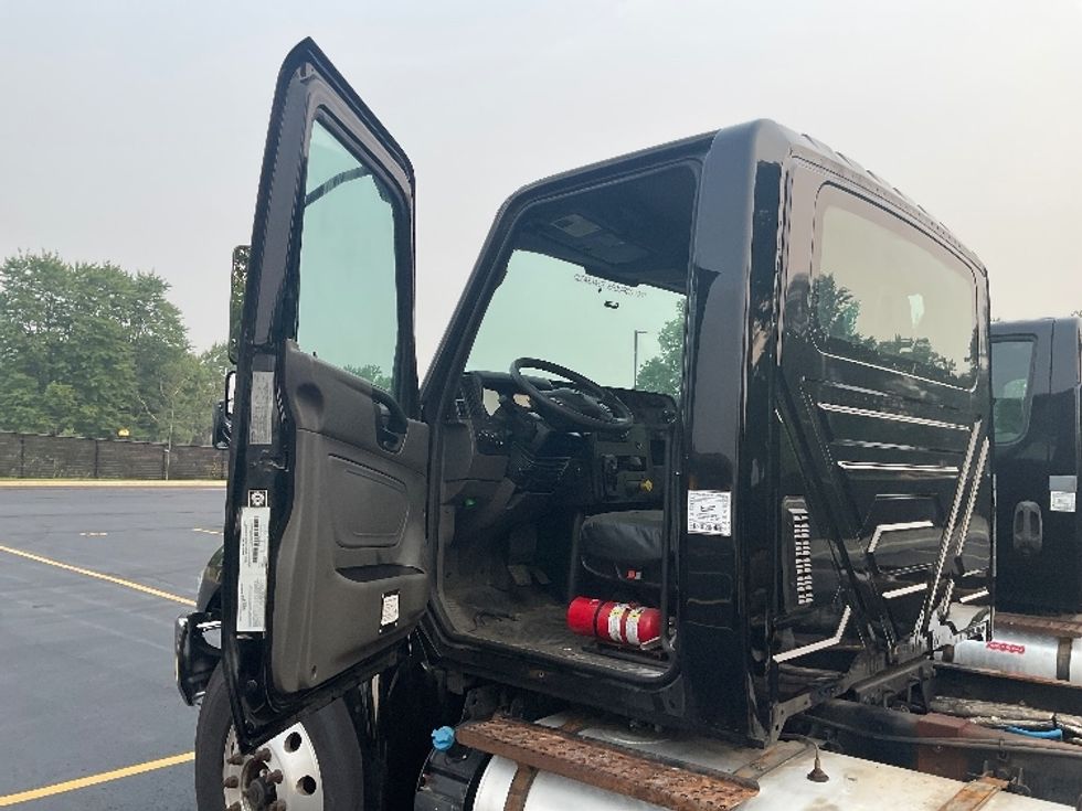Cab and Chassis Truck-Light and Medium Duty Trucks-International-2020-MV607-Akron-OH-249,123\n\t\tmiles-$ 30,000 - Image 11