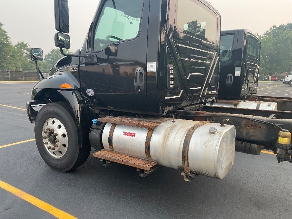 Cab and Chassis Truck-Light and Medium Duty Trucks-International-2020-MV607-Akron-OH-249,123\n\t\tmiles-$ 30,000 - Image 4