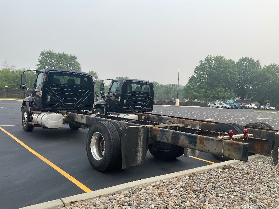 Cab and Chassis Truck-Light and Medium Duty Trucks-International-2020-MV607-Akron-OH-249,123\n\t\tmiles-$ 30,000 - Image 5