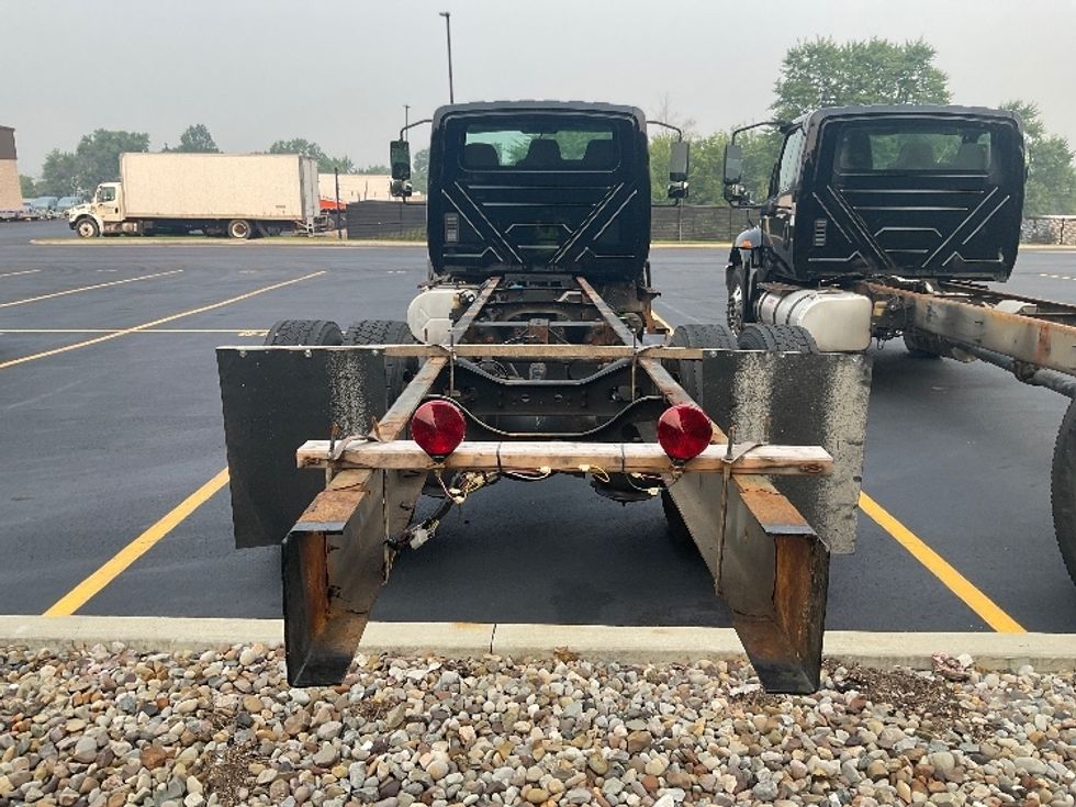 Cab and Chassis Truck-Light and Medium Duty Trucks-International-2020-MV607-Akron-OH-249,123\n\t\tmiles-$ 30,000 - Image 7