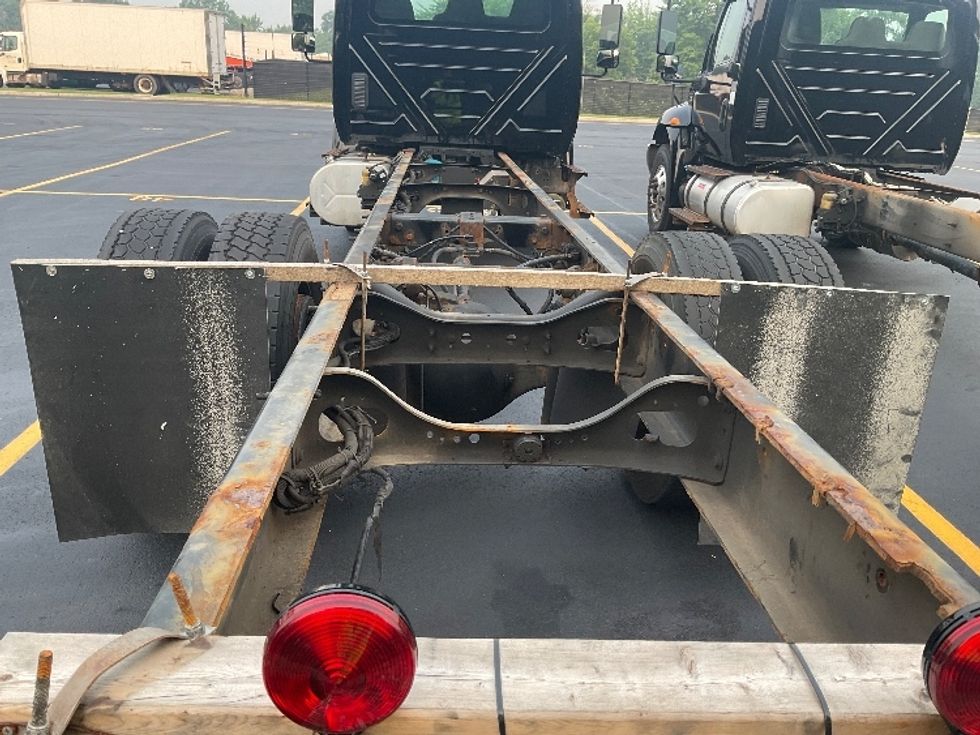 Cab and Chassis Truck-Light and Medium Duty Trucks-International-2020-MV607-Akron-OH-249,123\n\t\tmiles-$ 30,000 - Image 9