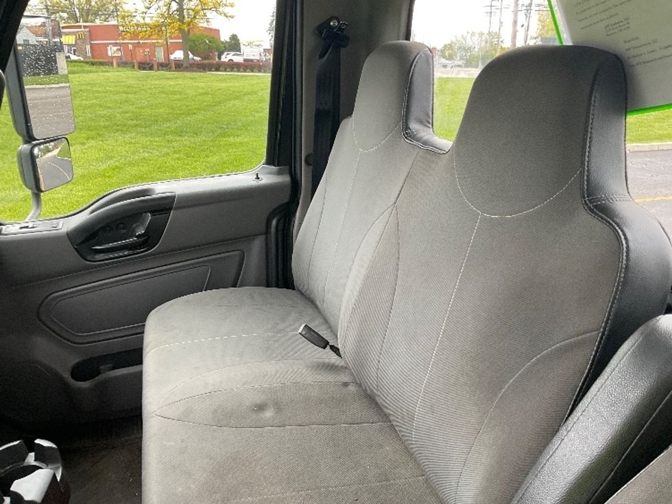 Cab and Chassis Truck-Light and Medium Duty Trucks-International-2020-MV607-Akron-OH-250,989\n\t\tmiles-$ 28,000 - Image 16