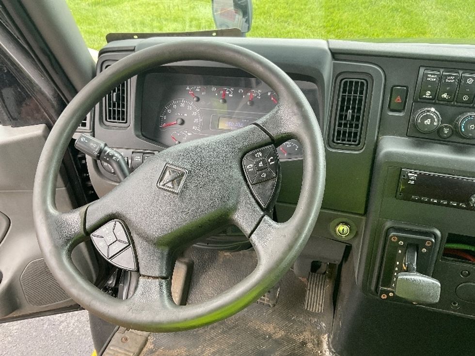 Cab and Chassis Truck-Light and Medium Duty Trucks-International-2020-MV607-Akron-OH-250,989\n\t\tmiles-$ 28,000 - Image 19