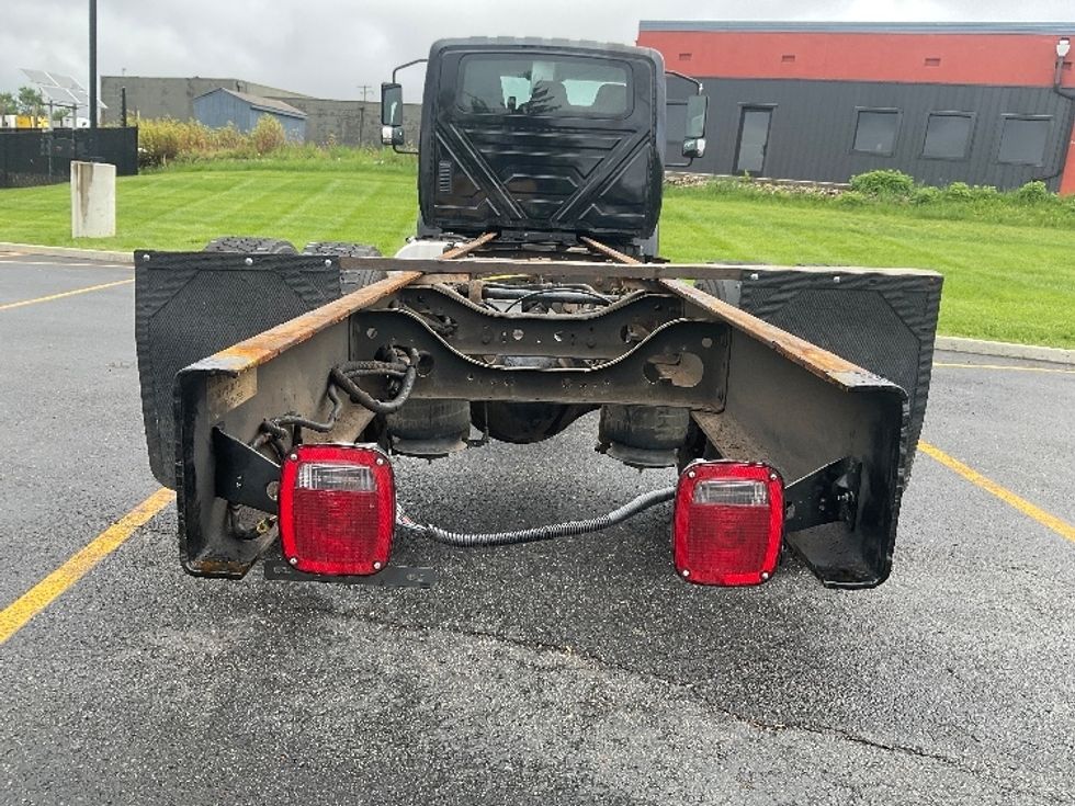 Cab and Chassis Truck-Light and Medium Duty Trucks-International-2020-MV607-Akron-OH-250,989\n\t\tmiles-$ 28,000 - Image 9