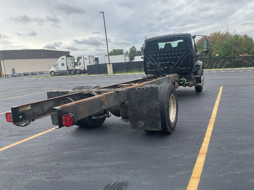 Cab and Chassis Truck-Light and Medium Duty Trucks-International-2020-MV607-Akron-OH-252,699\n\t\tmiles-$ 30,750 - Image 9