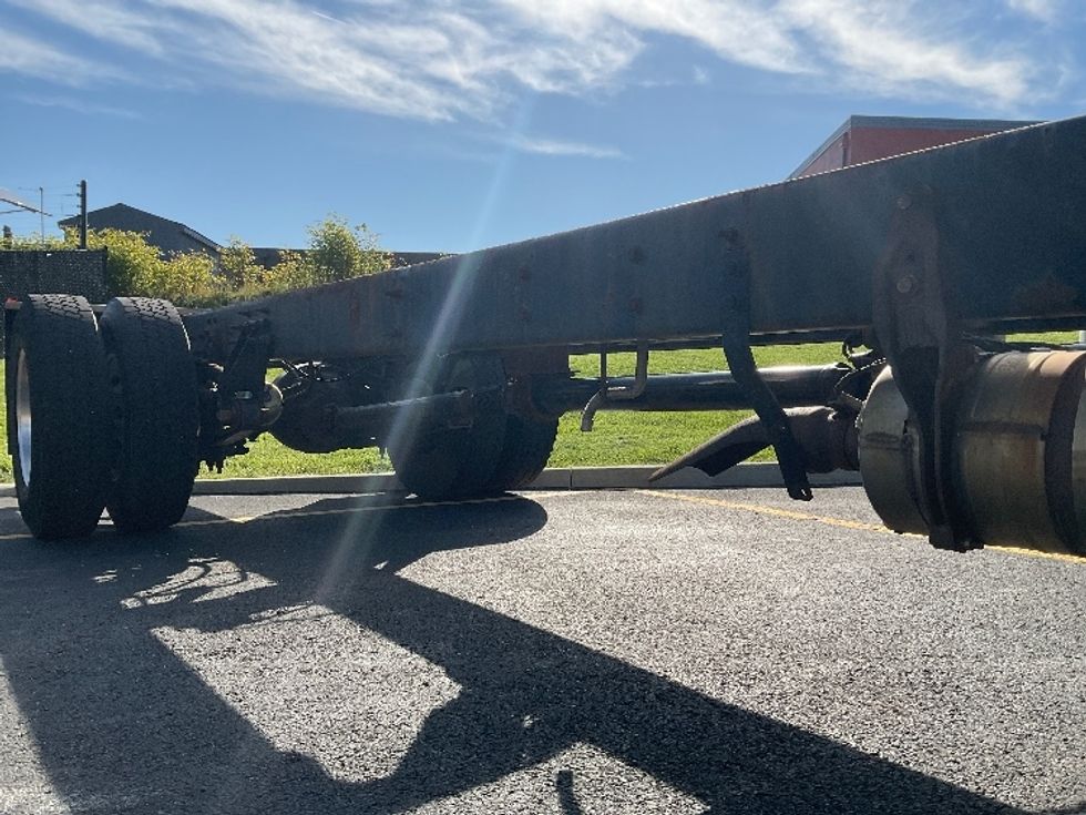 Cab and Chassis Truck-Light and Medium Duty Trucks-International-2020-MV607-Akron-OH-274,123\n\t\tmiles-$ 24,750 - Image 11