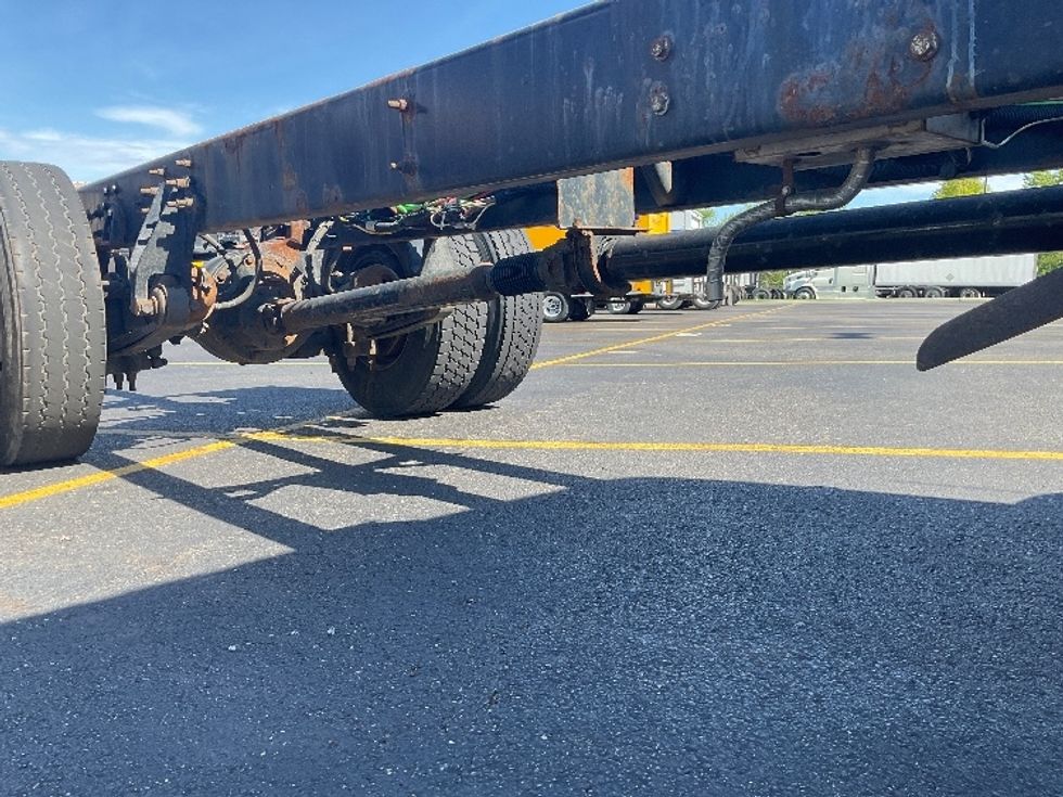 Cab and Chassis Truck-Light and Medium Duty Trucks-International-2020-MV607-Akron-OH-286,846\n\t\tmiles-$ 20,500 - Image 14