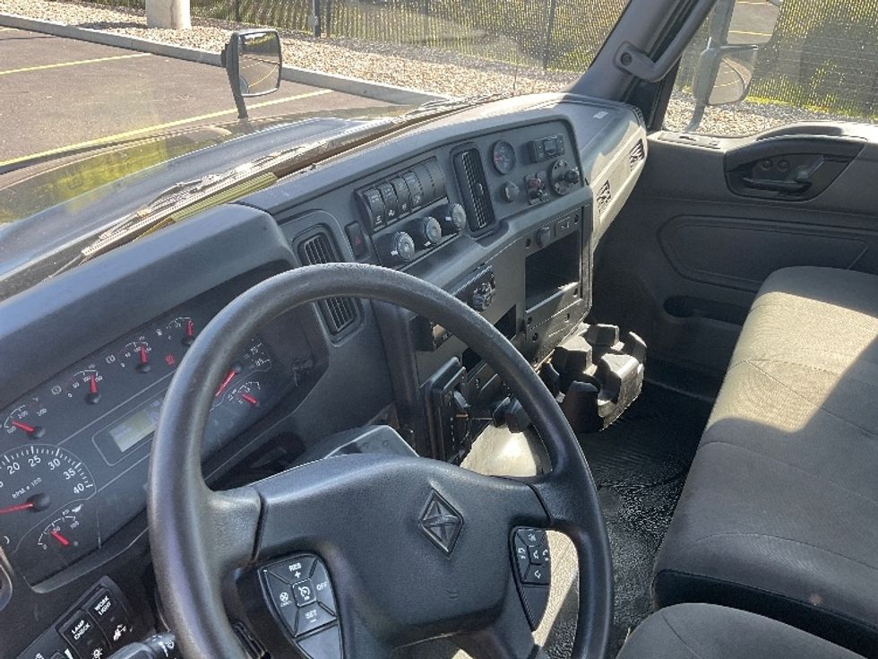 Cab and Chassis Truck-Light and Medium Duty Trucks-International-2020-MV607-Akron-OH-286,846\n\t\tmiles-$ 20,500 - Image 17