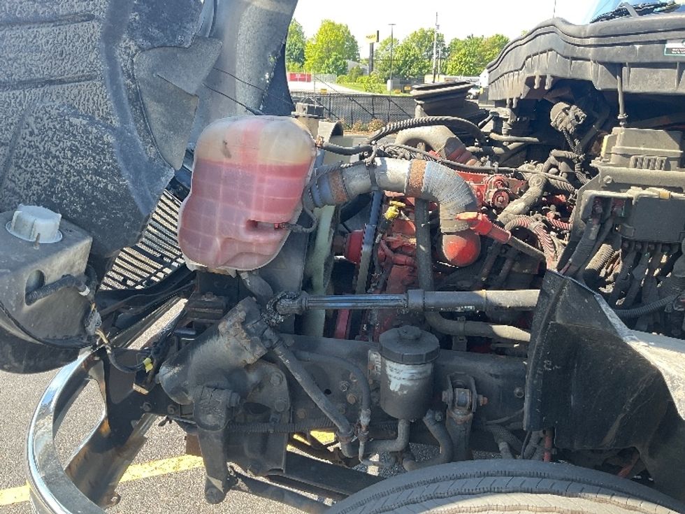 Cab and Chassis Truck-Light and Medium Duty Trucks-International-2020-MV607-Akron-OH-286,846\n\t\tmiles-$ 20,500 - Image 24