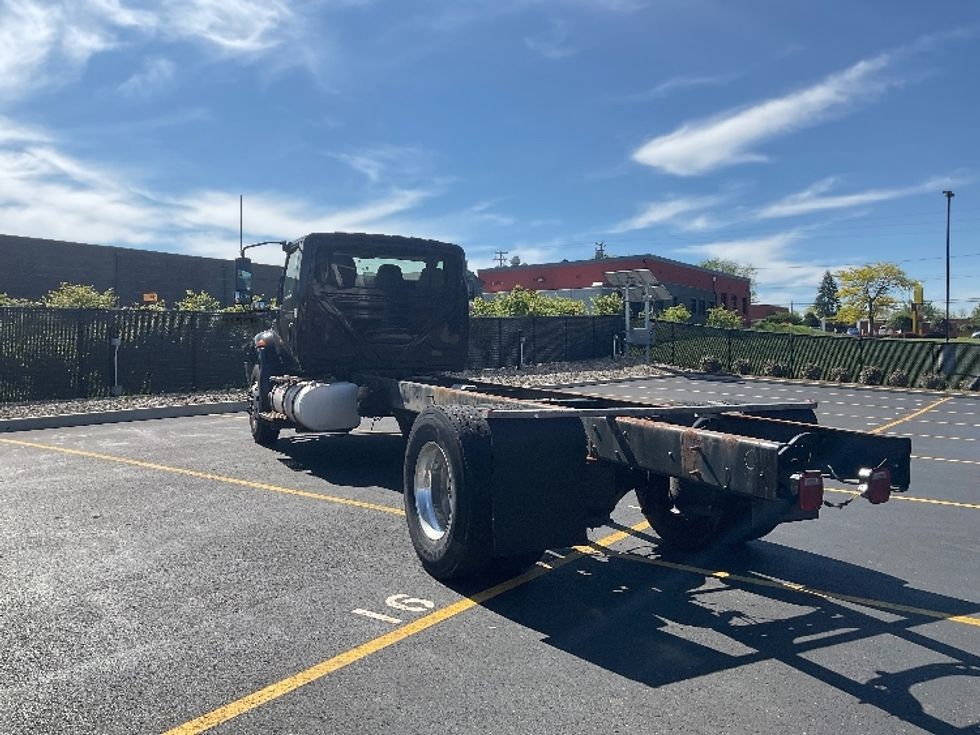 Cab and Chassis Truck-Light and Medium Duty Trucks-International-2020-MV607-Akron-OH-286,846\n\t\tmiles-$ 20,500 - Image 6