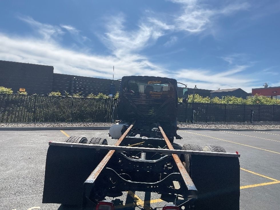 Cab and Chassis Truck-Light and Medium Duty Trucks-International-2020-MV607-Akron-OH-286,846\n\t\tmiles-$ 20,500 - Image 8