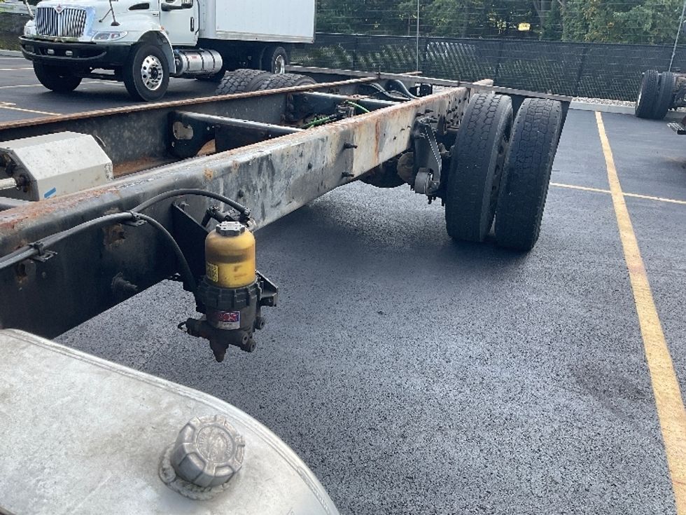 Cab and Chassis Truck-Light and Medium Duty Trucks-International-2020-MV607-Akron-OH-317,049\n\t\tmiles-$ 21,000 - Image 5