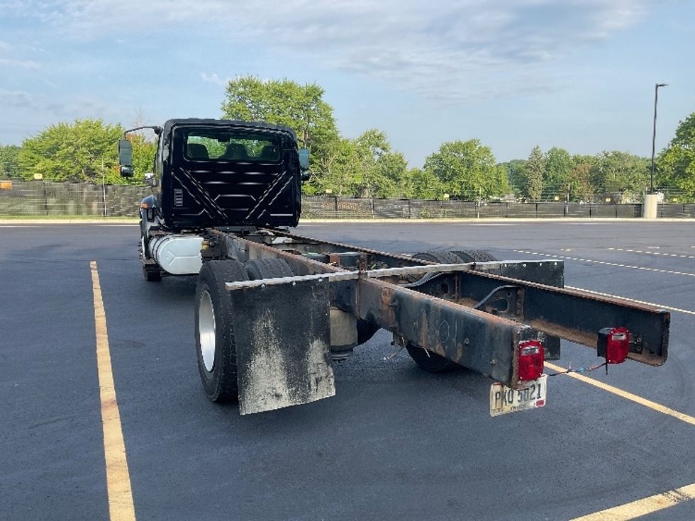 Cab and Chassis Truck-Light and Medium Duty Trucks-International-2020-MV607-Akron-OH-317,049\n\t\tmiles-$ 21,000 - Image 6