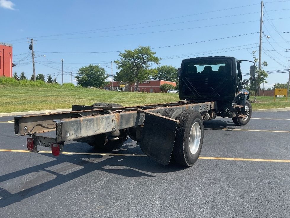 Cab and Chassis Truck-Light and Medium Duty Trucks-International-2020-MV607-Akron-OH-319,883\n\t\tmiles-$ 21,500 - Image 11