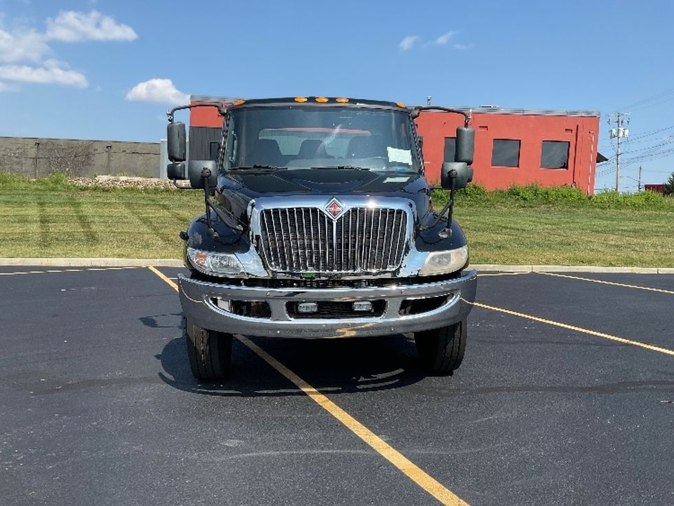 Cab and Chassis Truck-Light and Medium Duty Trucks-International-2020-MV607-Akron-OH-319,883\n\t\tmiles-$ 21,500 - Image 2