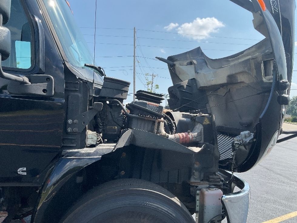 Cab and Chassis Truck-Light and Medium Duty Trucks-International-2020-MV607-Akron-OH-319,883\n\t\tmiles-$ 21,500 - Image 21