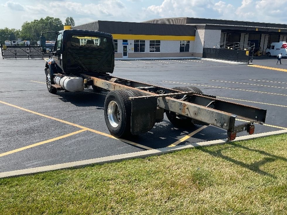 Cab and Chassis Truck-Light and Medium Duty Trucks-International-2020-MV607-Akron-OH-319,883\n\t\tmiles-$ 21,500 - Image 6