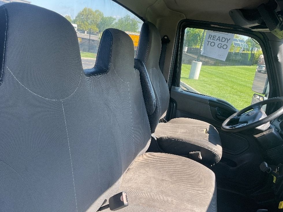 Cab and Chassis Truck-Light and Medium Duty Trucks-International-2020-MV607-Akron-OH-340,370\n\t\tmiles-$ 20,500 - Image 22