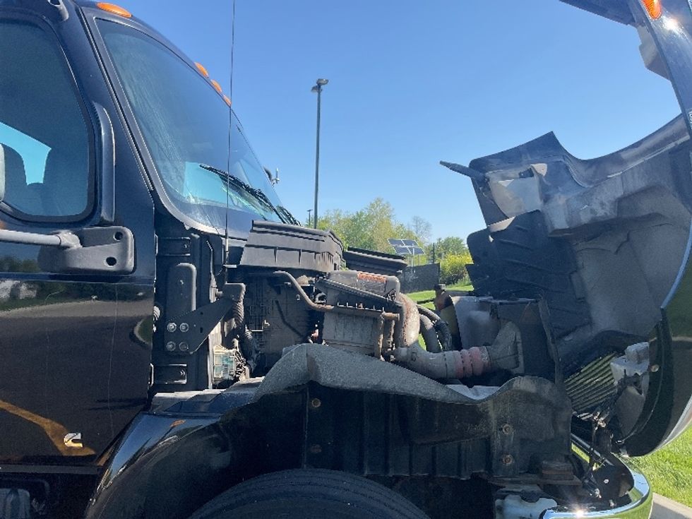 Cab and Chassis Truck-Light and Medium Duty Trucks-International-2020-MV607-Akron-OH-340,370\n\t\tmiles-$ 20,500 - Image 23