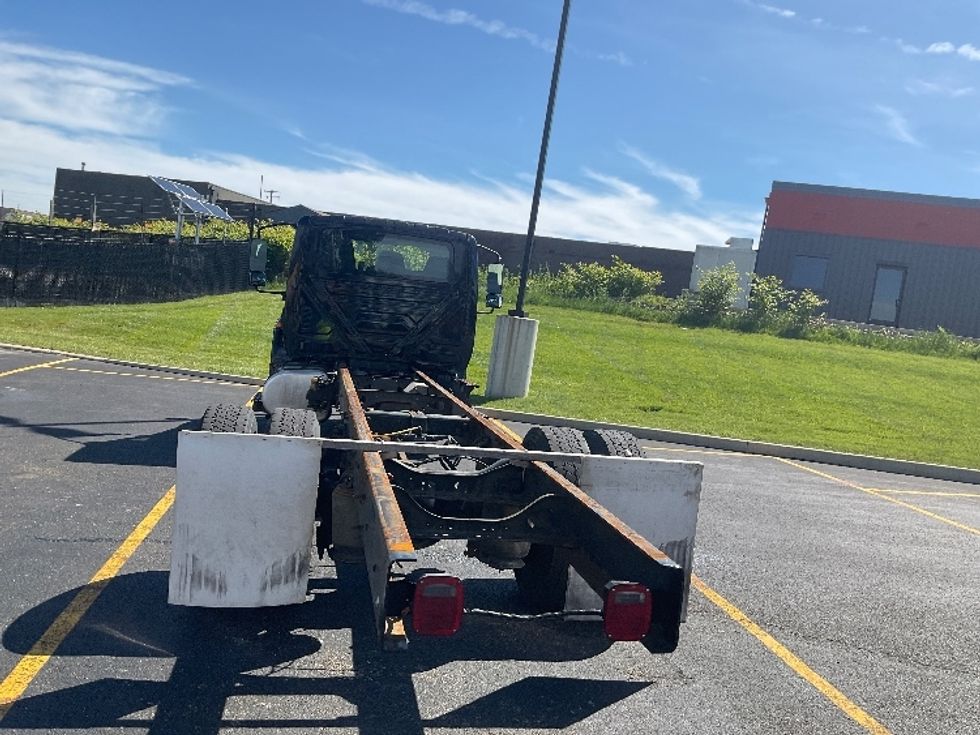 Cab and Chassis Truck-Light and Medium Duty Trucks-International-2020-MV607-Akron-OH-389,565\n\t\tmiles-$ 20,500 - Image 10