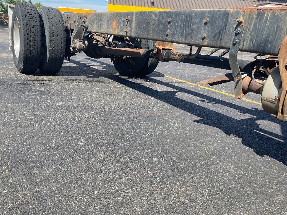 Cab and Chassis Truck-Light and Medium Duty Trucks-International-2020-MV607-Akron-OH-389,565\n\t\tmiles-$ 20,500 - Image 13