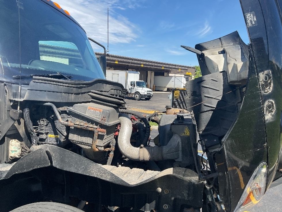 Cab and Chassis Truck-Light and Medium Duty Trucks-International-2020-MV607-Akron-OH-389,565\n\t\tmiles-$ 20,500 - Image 22