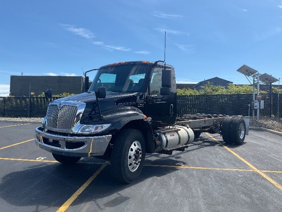 Cab and Chassis Truck-Light and Medium Duty Trucks-International-2020-MV607-Akron-OH-389,565\n\t\tmiles-$ 20,500 - Image 3