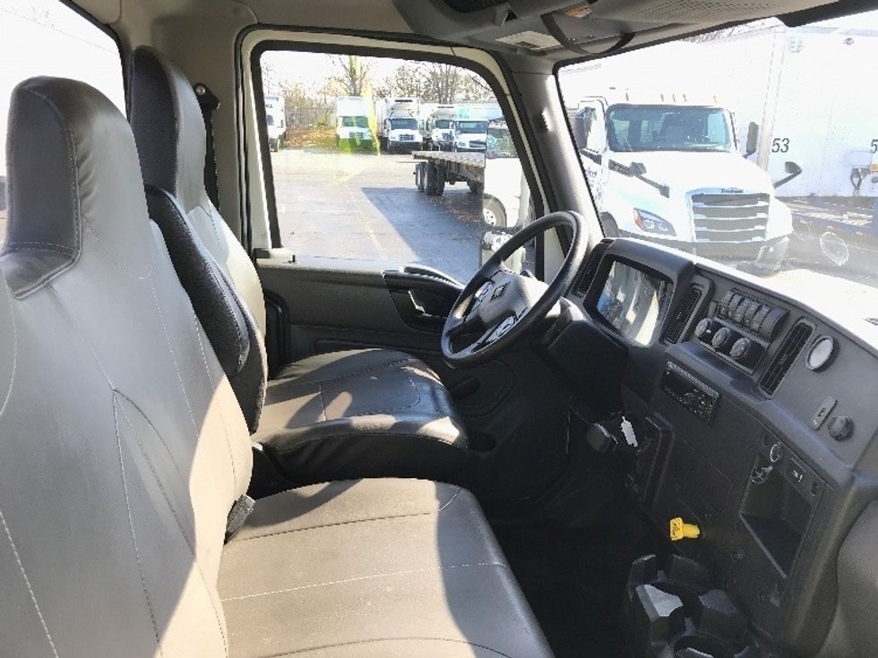 Cab and Chassis Truck-Light and Medium Duty Trucks-International-2020-MV607-Charlotte-NC-162,659\n\t\tmiles-$ 35,500 - Image 18