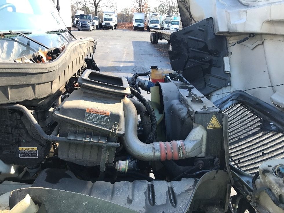 Cab and Chassis Truck-Light and Medium Duty Trucks-International-2020-MV607-Charlotte-NC-162,659\n\t\tmiles-$ 35,500 - Image 19