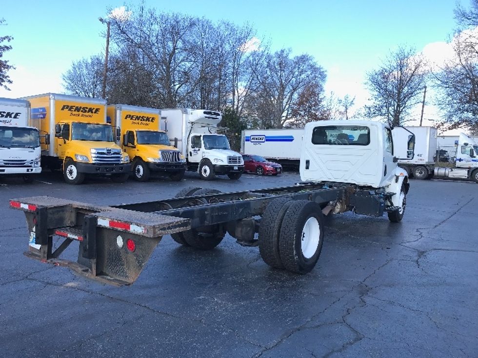 Cab and Chassis Truck-Light and Medium Duty Trucks-International-2020-MV607-Charlotte-NC-162,659\n\t\tmiles-$ 35,500 - Image 9