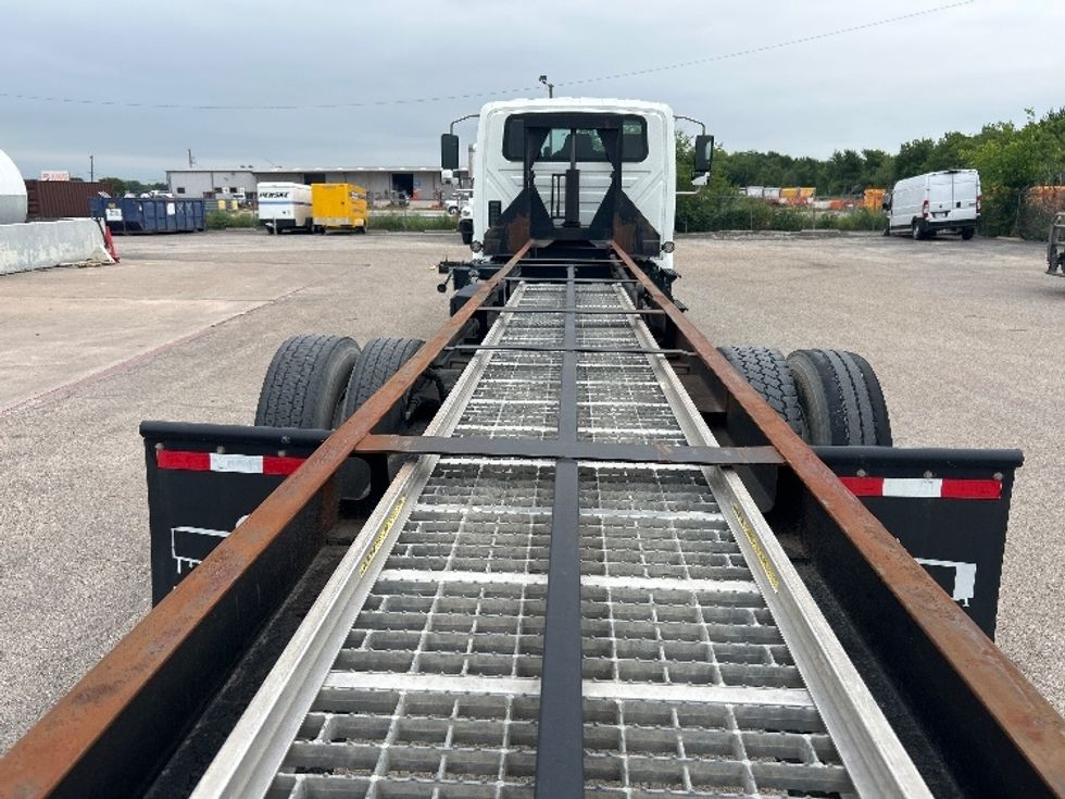 Cab and Chassis Truck-Light and Medium Duty Trucks-International-2020-MV607-Dallas-TX-173,389\n\t\tmiles-$ 38,000 - Image 10
