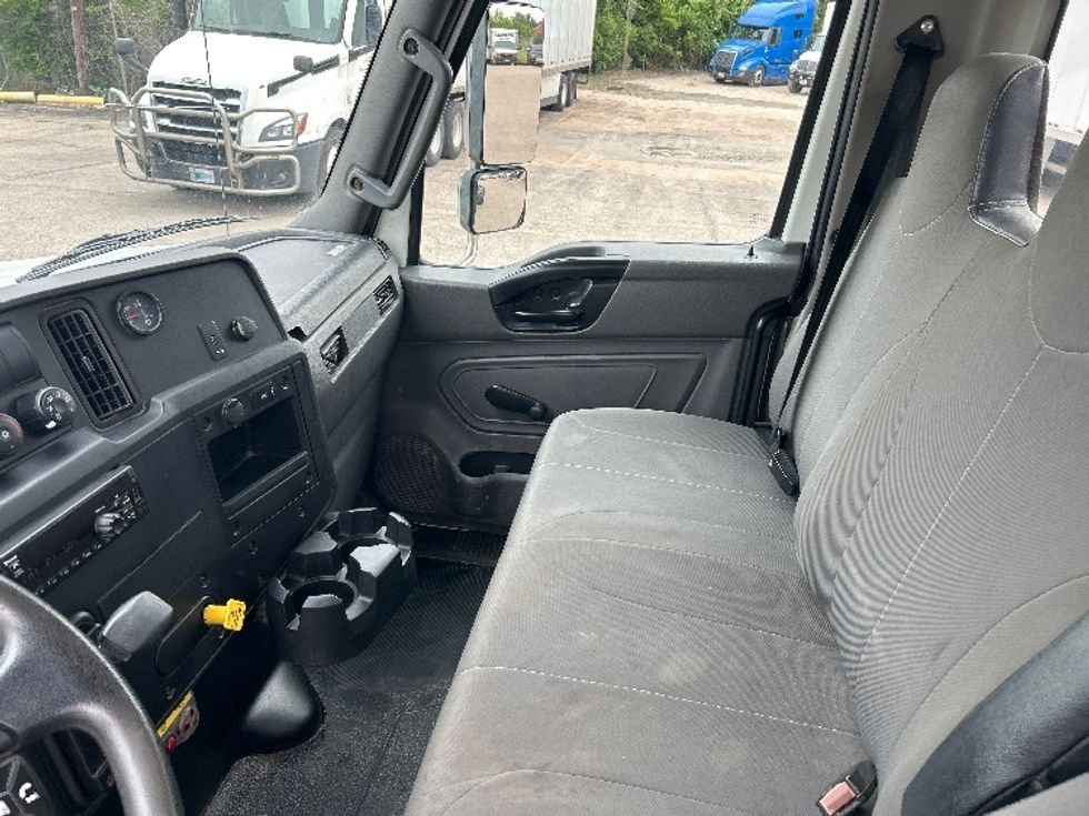 Cab and Chassis Truck-Light and Medium Duty Trucks-International-2020-MV607-Dallas-TX-173,389\n\t\tmiles-$ 38,000 - Image 19