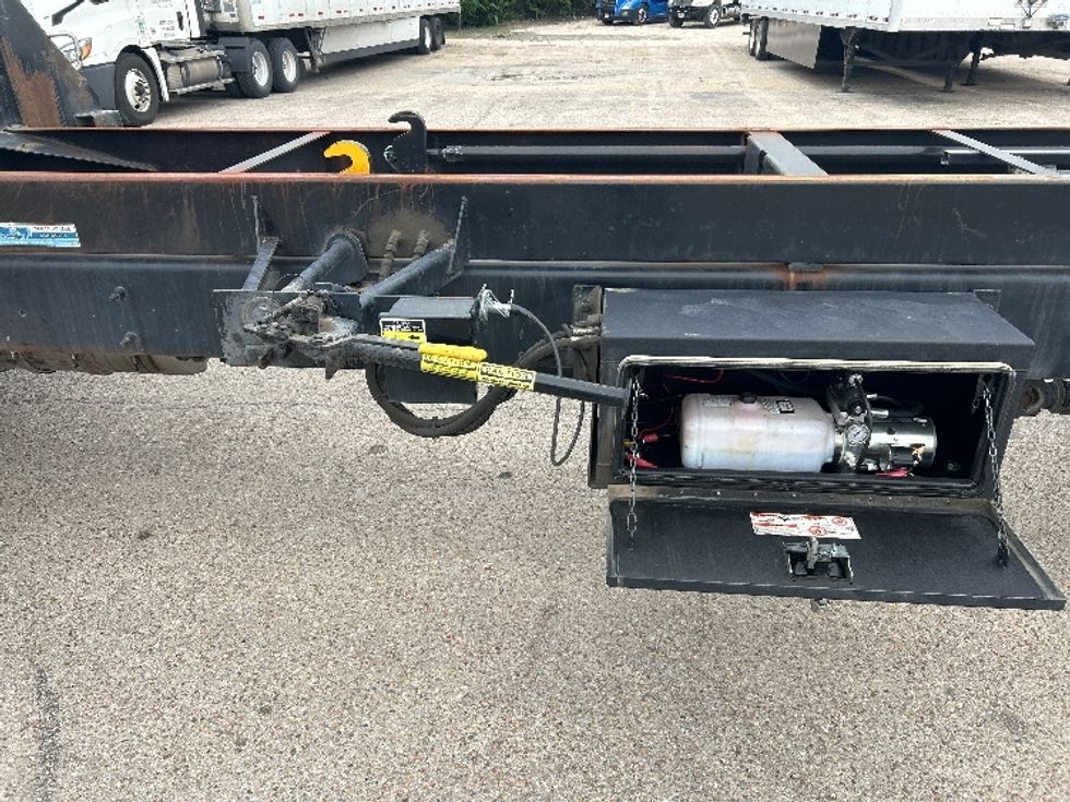 Cab and Chassis Truck-Light and Medium Duty Trucks-International-2020-MV607-Dallas-TX-173,389\n\t\tmiles-$ 38,000 - Image 26