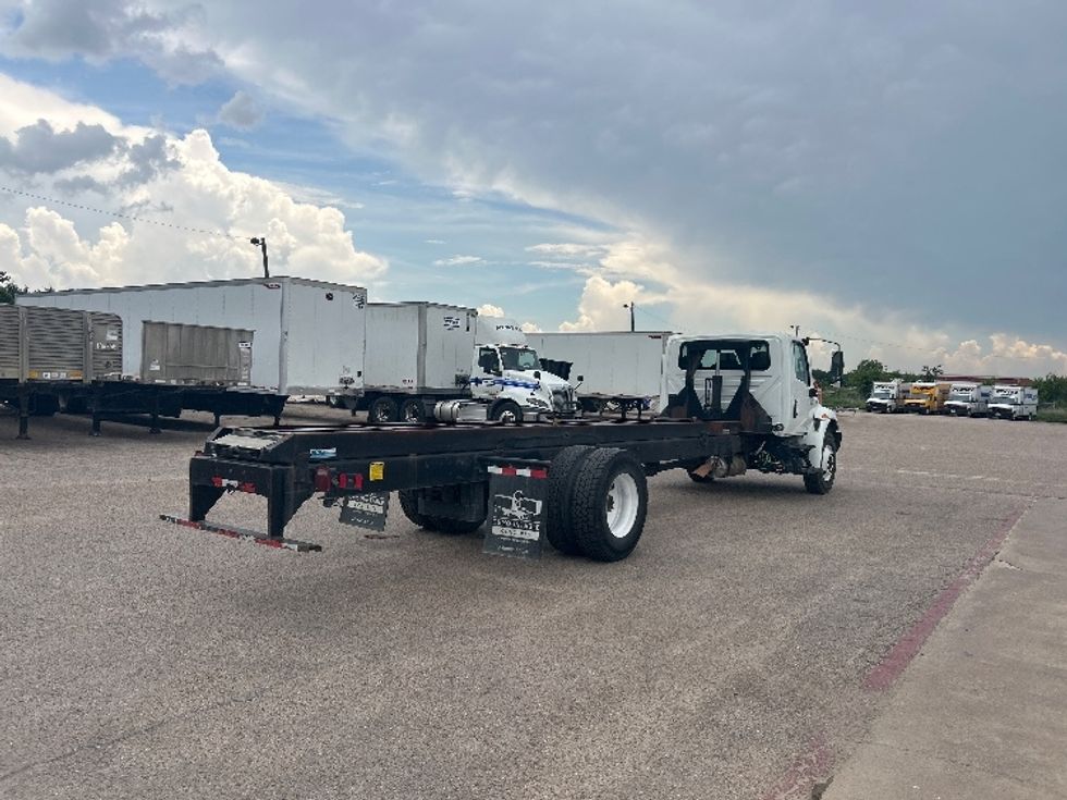 Cab and Chassis Truck-Light and Medium Duty Trucks-International-2020-MV607-Dallas-TX-175,964\n\t\tmiles-$ 37,750 - Image 13
