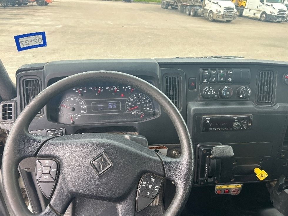 Cab and Chassis Truck-Light and Medium Duty Trucks-International-2020-MV607-Dallas-TX-175,964\n\t\tmiles-$ 37,750 - Image 18