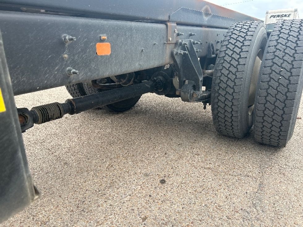 Cab and Chassis Truck-Light and Medium Duty Trucks-International-2020-MV607-Dallas-TX-175,964\n\t\tmiles-$ 37,750 - Image 5