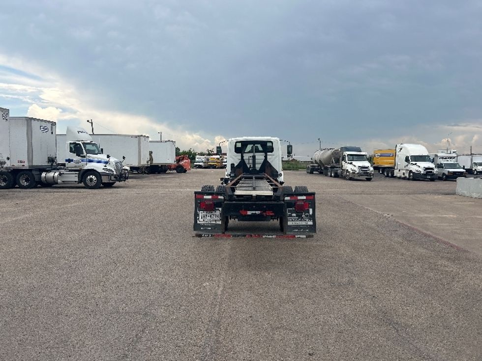 Cab and Chassis Truck-Light and Medium Duty Trucks-International-2020-MV607-Dallas-TX-175,964\n\t\tmiles-$ 37,750 - Image 7