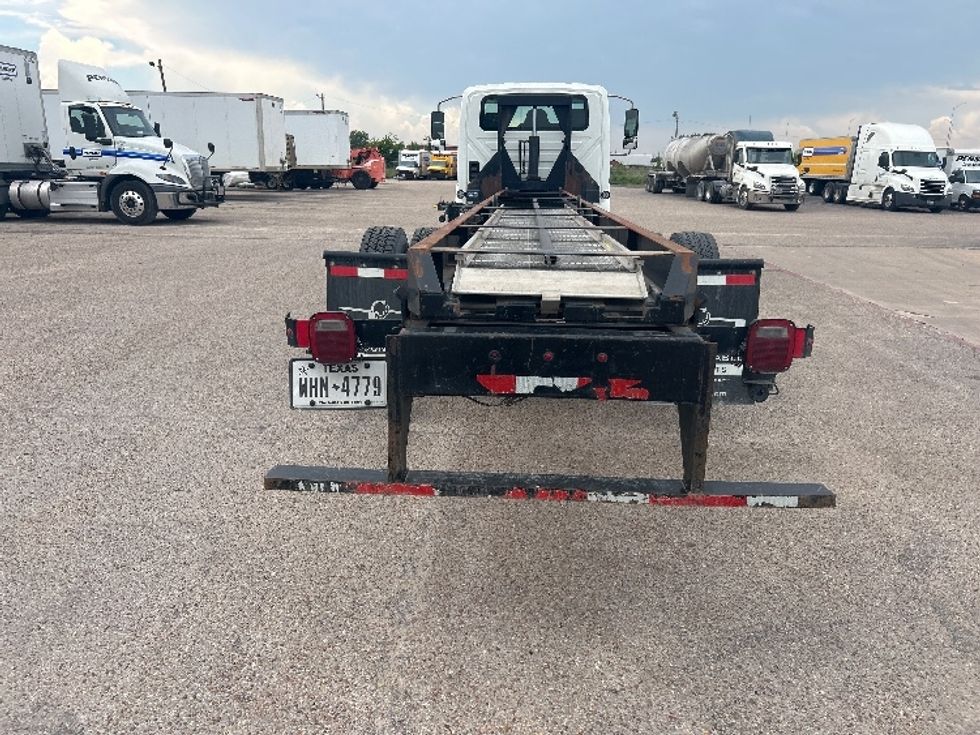 Cab and Chassis Truck-Light and Medium Duty Trucks-International-2020-MV607-Dallas-TX-175,964\n\t\tmiles-$ 37,750 - Image 9