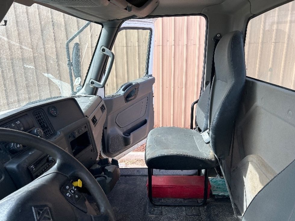 Cab and Chassis Truck-Light and Medium Duty Trucks-International-2020-MV607-El Centro-CA-145,516\n\t\tmiles-$ 39,250 - Image 15