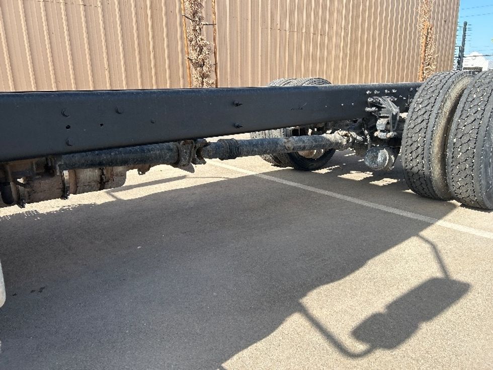 Cab and Chassis Truck-Light and Medium Duty Trucks-International-2020-MV607-El Centro-CA-145,516\n\t\tmiles-$ 39,250 - Image 5